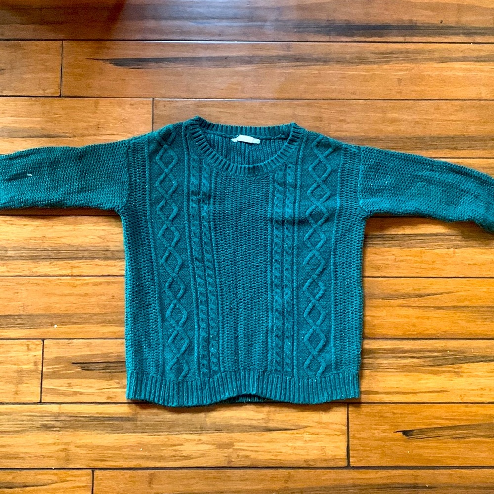 XS coincidence & chance brand cable knit forest green sweater
